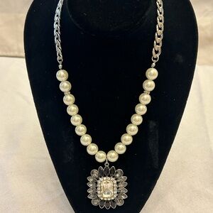 Faux Pearl and Rhinestone Statement Nacklace